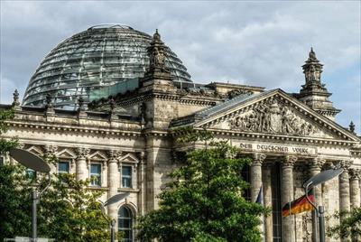 پاورپوینت (اسلاید) ساختمان پارلمان آلمان