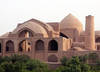 پاورپوینت بررسی معماری مسجد جامع اردستان