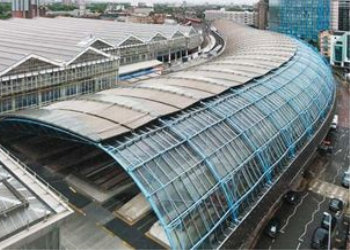 پاورپوینت بررسی معماری طراحی راه آهن – پایانه بین المللی واترلو لندن