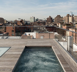 تحلیل پنت هاوس با تراس و استخر سقفی در منهتن